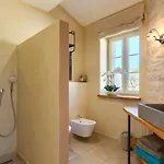 Villa Family With Pool In Visnjan Rapavel