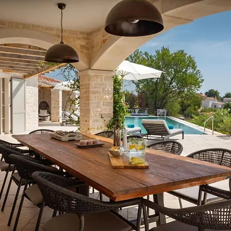 Family With Pool In Visnjan Villa Rapavel